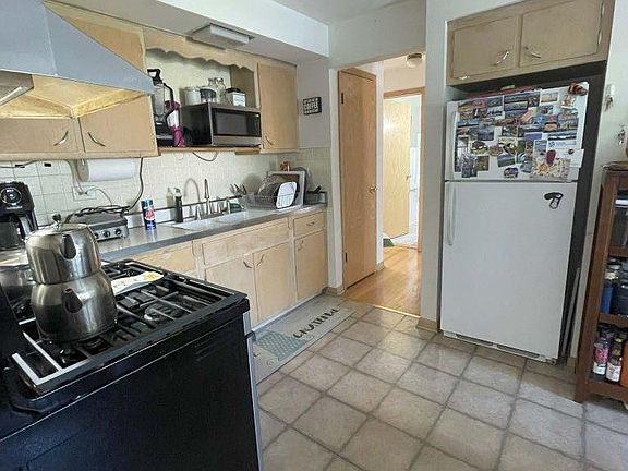 5th image of 5960 N Odell Ave APT 1C