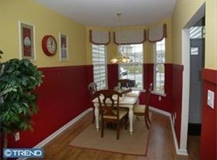 1203 Ridgeview Dr, Morgantown, PA 19543