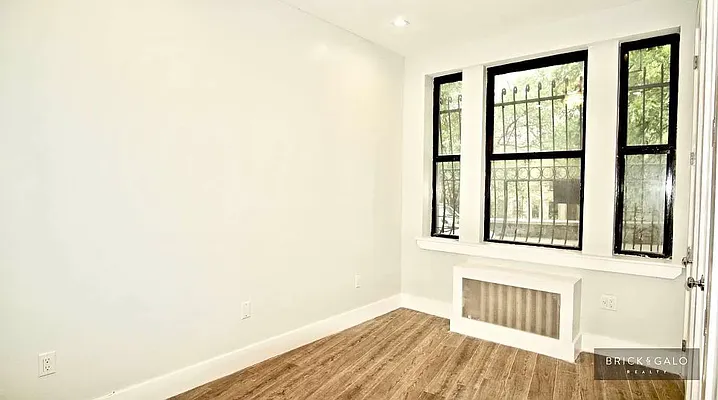 Rented by BRICK & GALO REALTY CORP | media 6