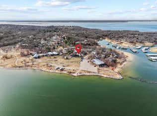 28 Air Force Dr, Pottsboro, TX 75076