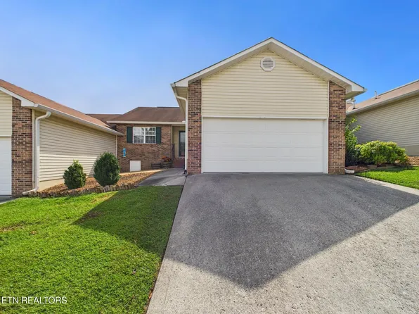 113 Tee Ln, Lenoir City, TN 37771