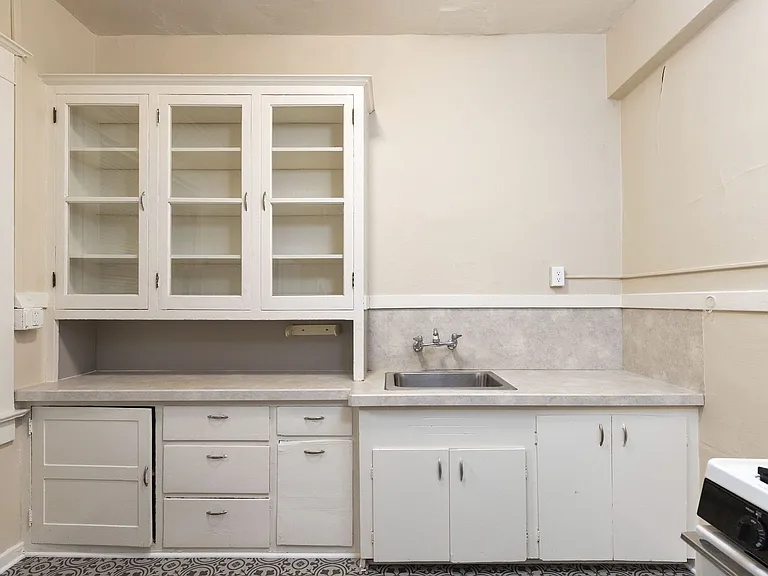 760 SW Vista Ave — Photo 22