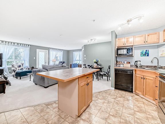 4th image of 5340 199th St NW #205