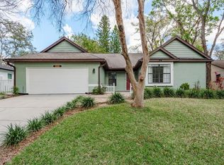 2403 Country Trails Dr, Safety Harbor, FL 34695