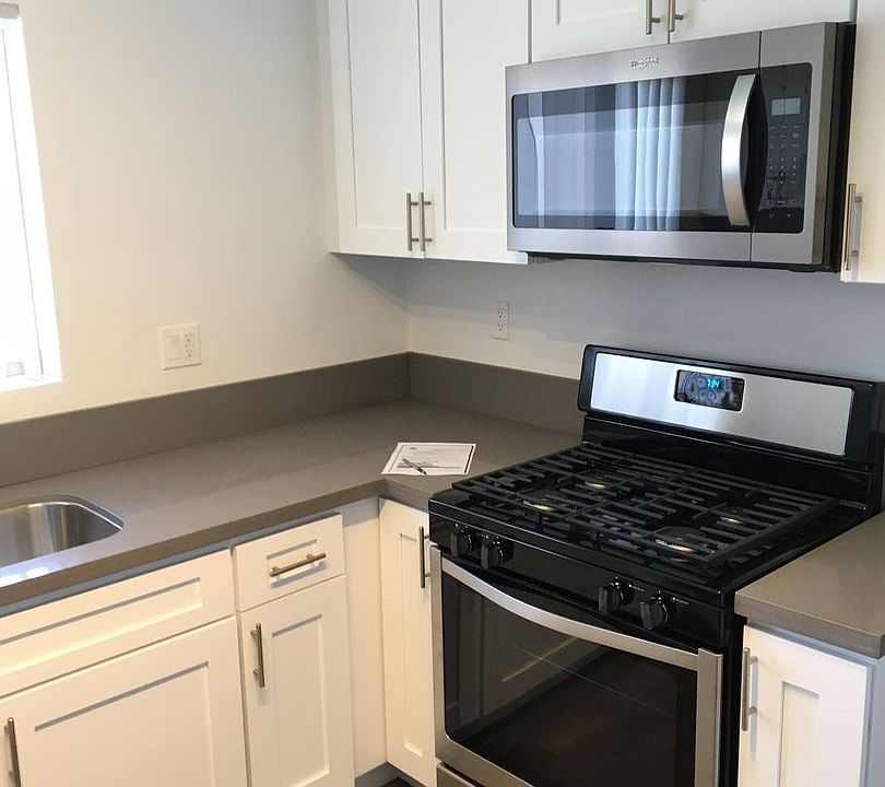 1st image of 1011 E Palmer Ave APT 11