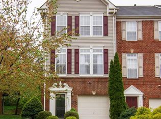 2983 Huntington Grove Sq, Alexandria, VA 22306