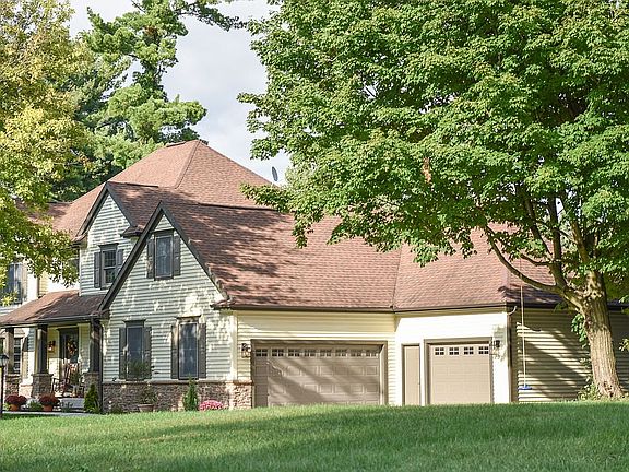 2nd image of 51310 Stratford Dr