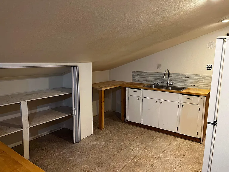 2723 E 4th Ave #1 — Photo 3
