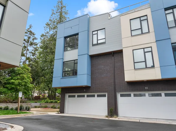 5858 132nd St #9, Surrey, BC V3X 1N1