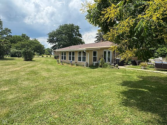 2nd image of 10 Truesdel Rd