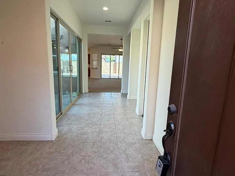 9541 E Theia Dr — Photo 5