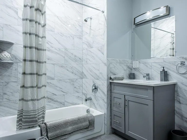20 N Clinton St #201 — Photo 12