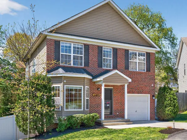 3369 Monterey Ln SE, Washington, DC 20032