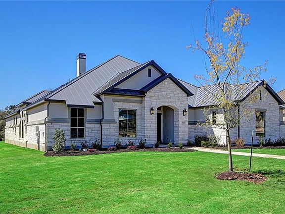 2nd image of 909 Coolabah Ave