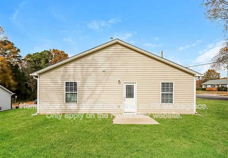 2304 Kaywood Ln — Photo 13