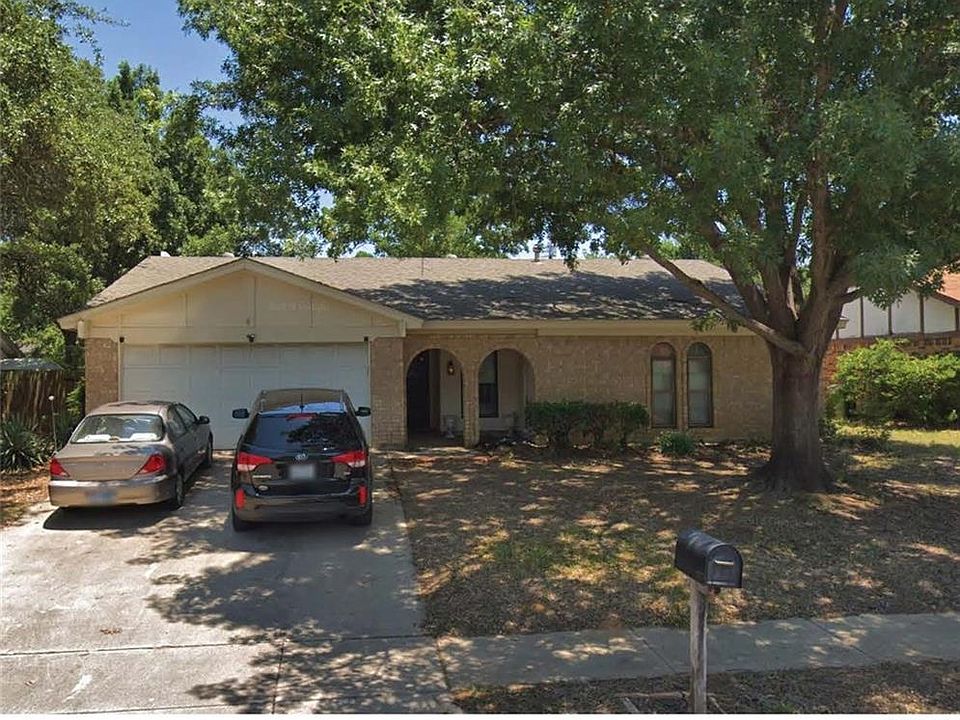 1st image of 1008 Monterrey St
