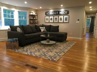 603 Scraggy Neck Rd, Cataumet, MA 02534