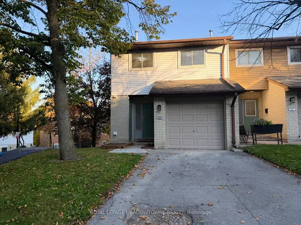 122 Lynden Cir, Halton Hills, ON L7G 4Y8