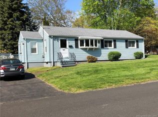 5 Deerwood Ave, Milford, CT 06460