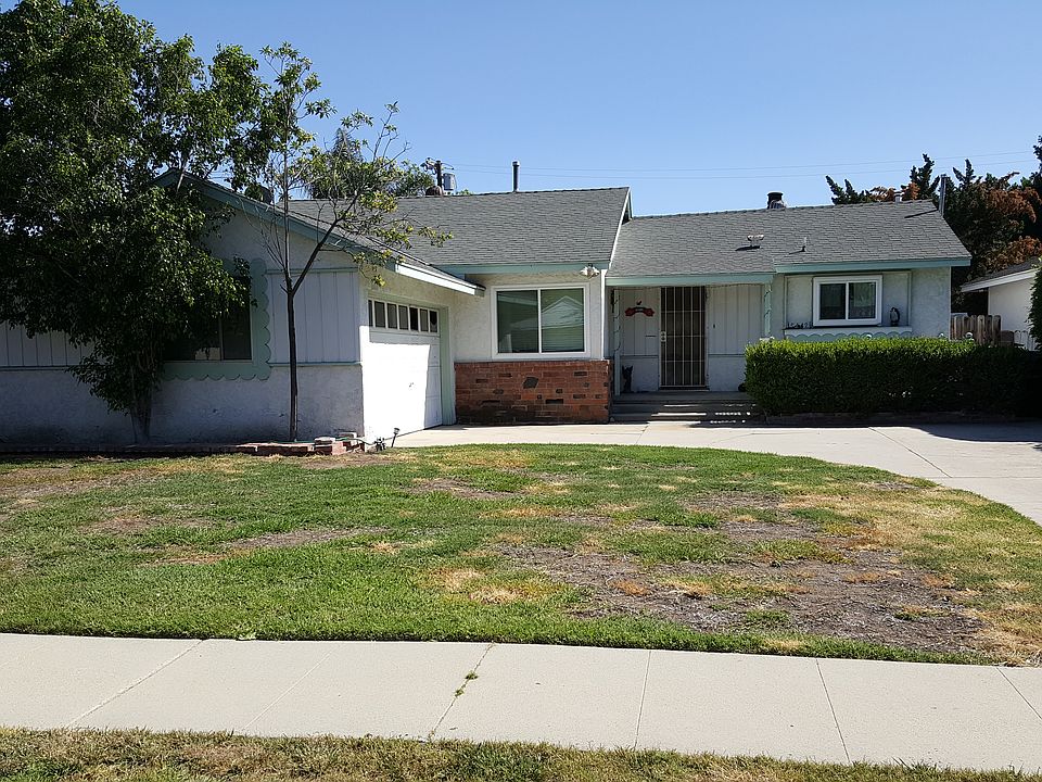 1st image of 15442 Stare St