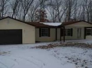 21 Airpark Ct, Wright City, MO 63390