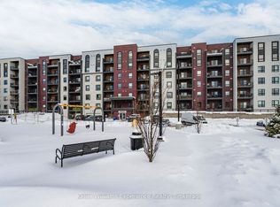 4 Spice Way #216, Barrie, ON L9J0M2