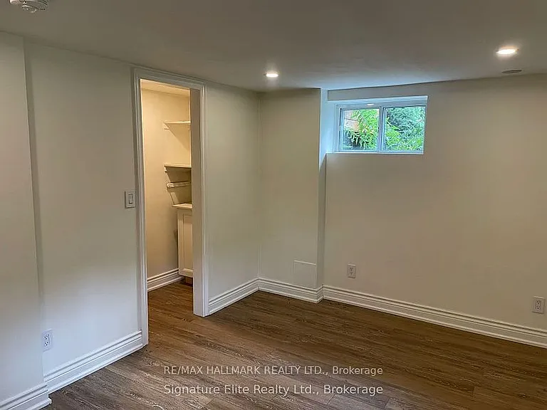 6 Margate Cres — Photo 10