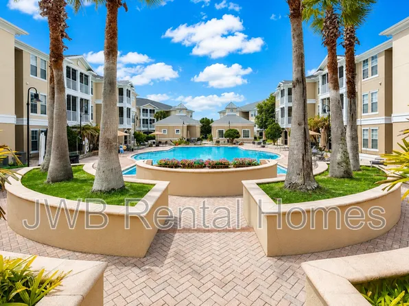 8290 Gate Pkwy W, Jacksonville, FL
