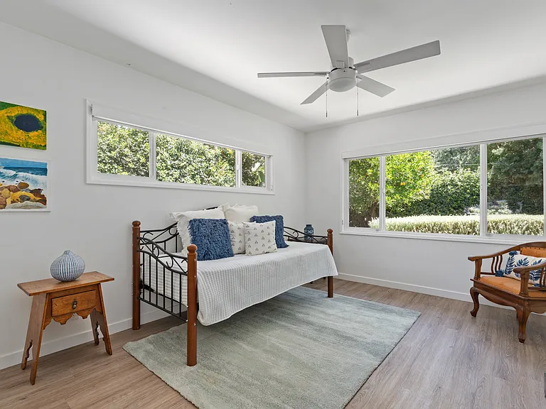 23 2nd Bedroom