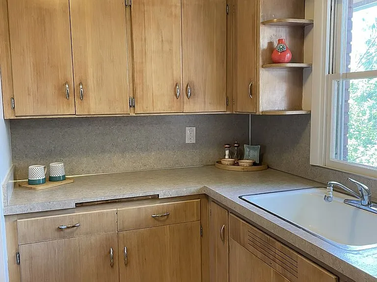 8650 SW Canyon Ln — Photo 9