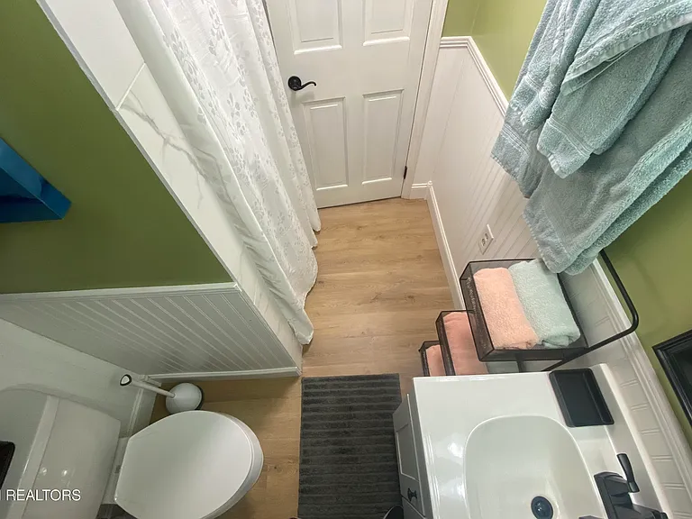 6 Lakeshore Ct #97 — Photo 15