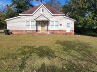 349 Savannah Ave #B, Statesboro, GA 30458