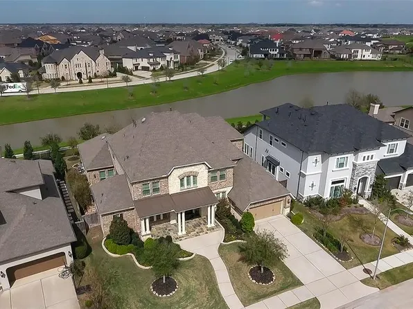 27402 Hollow Pass Ln, Katy, TX 77494