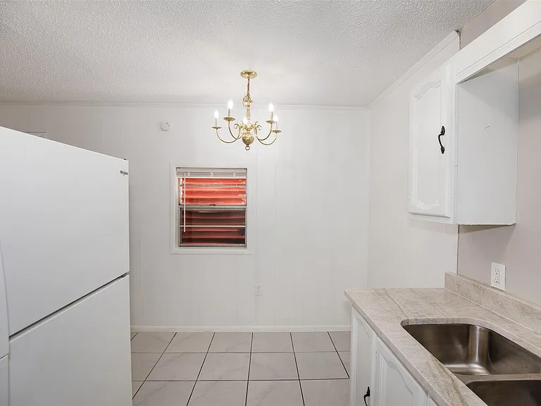 2020B Rosalee St — Photo 10