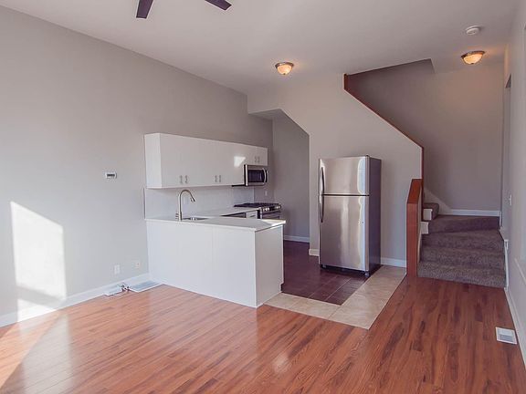 5th image of 2858 Salena St