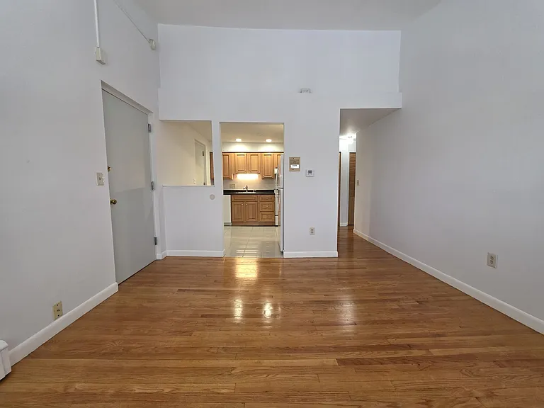 65 Miller St #B11 — Photo 5