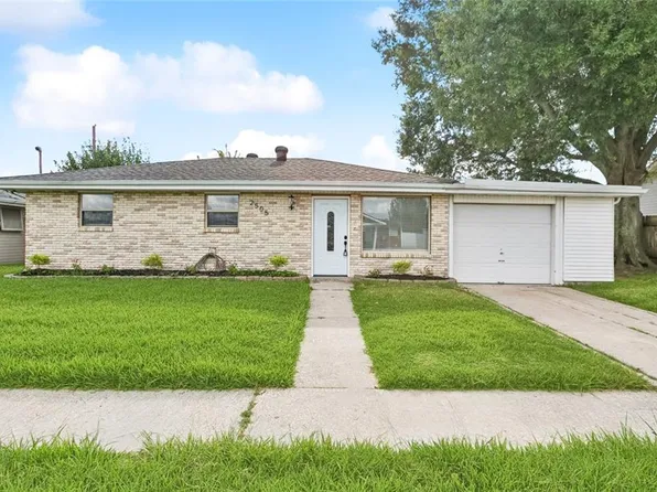 2505 Mumphrey Rd, Chalmette, LA 70043