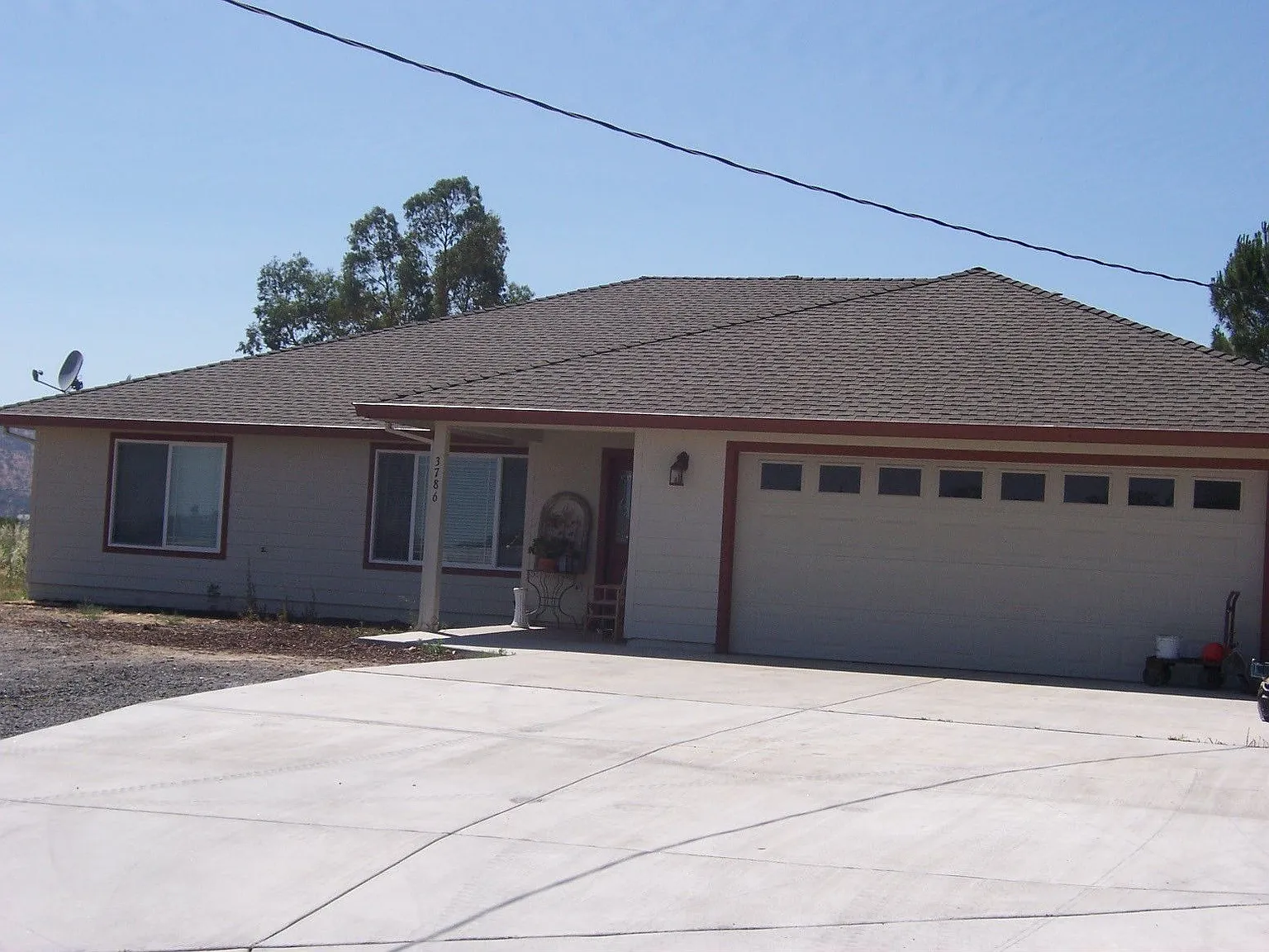 3786 Bow Dr photo 1
