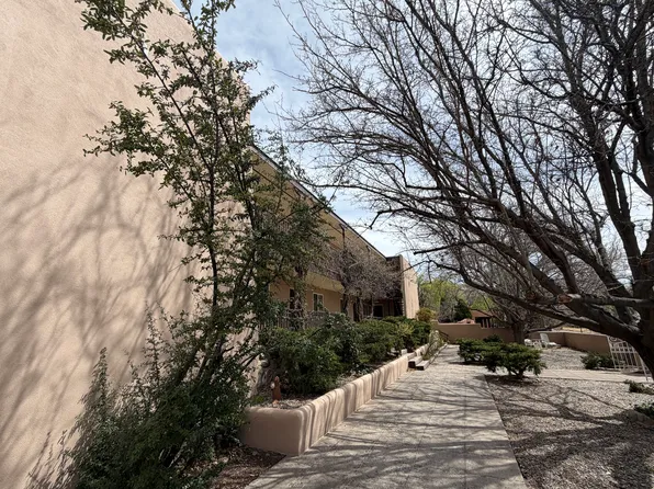 705 E Alameda St APT 1, Santa Fe, NM 87501