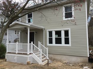 86 Carverton Rd, Shavertown, PA 18708