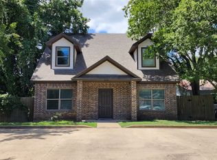 226 Lynn Dr, Bryan, TX 77801