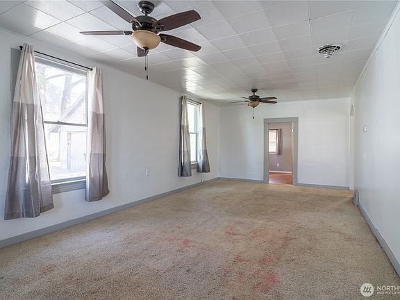 3rd image of 105 W 5th Avenue