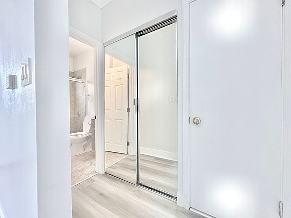 4th image of 1444 W 28th St APT 1