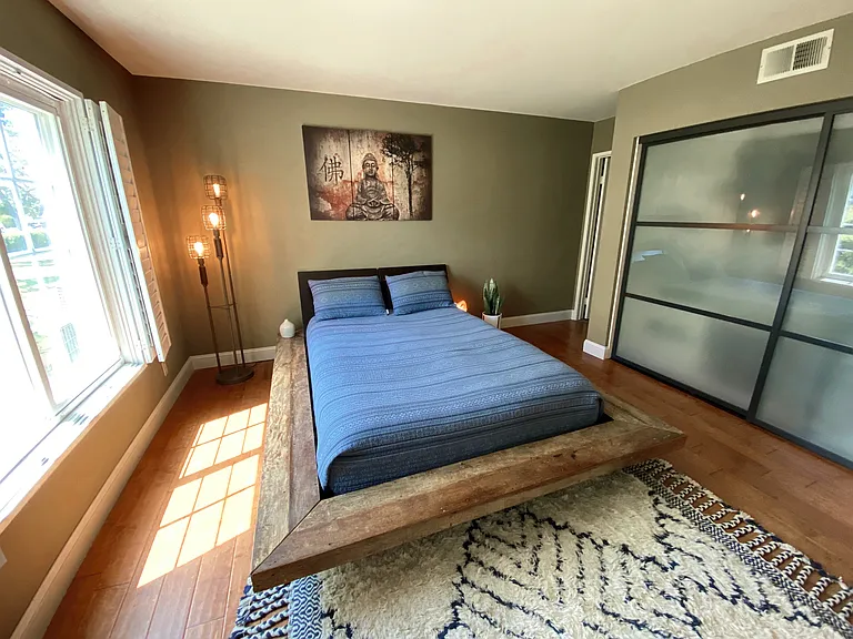 6638 Clybourn Ave — Photo 28