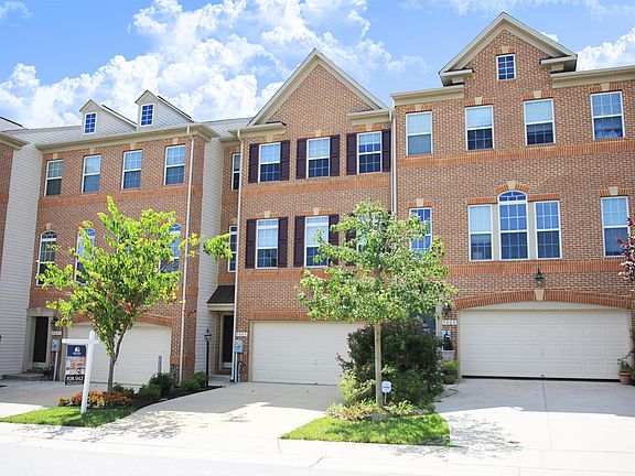 2nd image of 9803 Northern Lakes Ln
