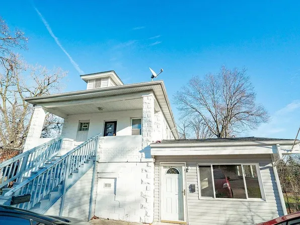 1312 Elizabeth St, Joliet, IL 60435