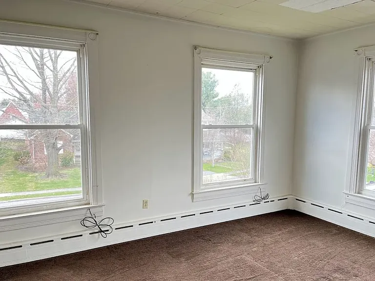 15 N Royal St #6 — Photo 5