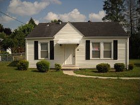 1st image of 136 Tennessee Ave