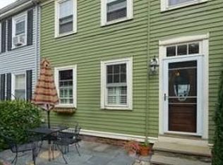 16 Hill St, Boston, MA 02129