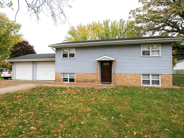 24 Bradford St SE, Hutchinson, MN 55350